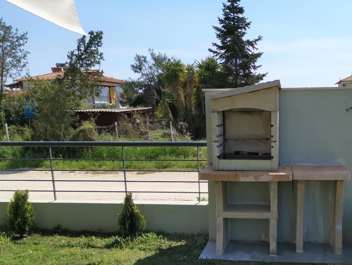 Nikiti Modern Villa Extérieur photo